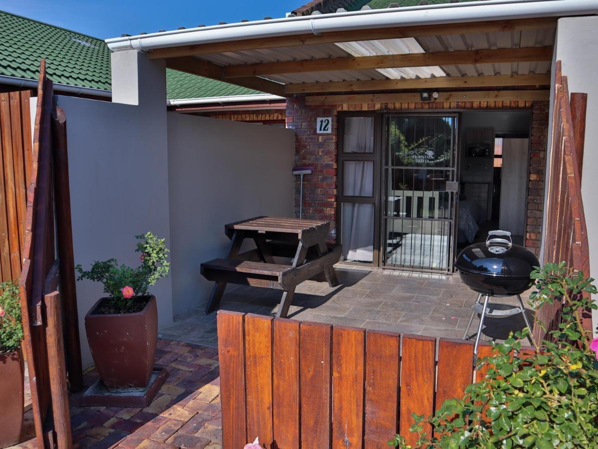 Mountain Breeze Log Cabins Stormsrivier Exterior foto